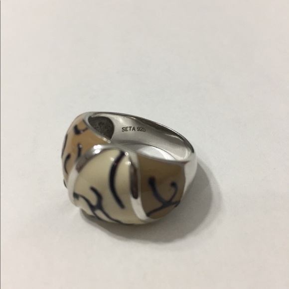 Vintage Enamel Tiger Print Statement Ring - Picture 4 of 9